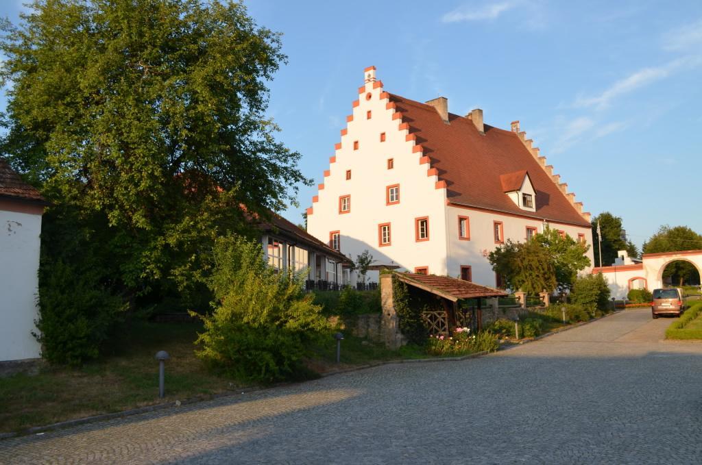 Schlossgasthof Roesch Blaibach Bagian luar foto